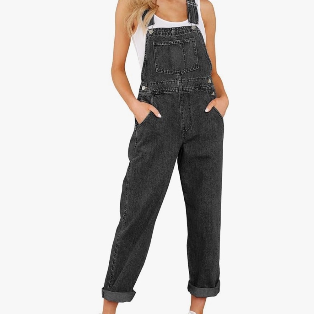 Levi’s small overalls